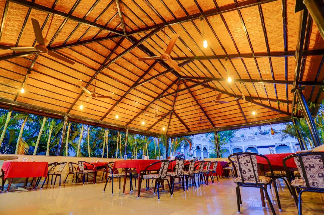 Brindavan Garden Resort & Spa Krishnarajasagara 外观 照片