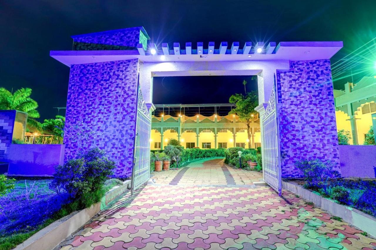 Brindavan Garden Resort & Spa Krishnarajasagara 外观 照片