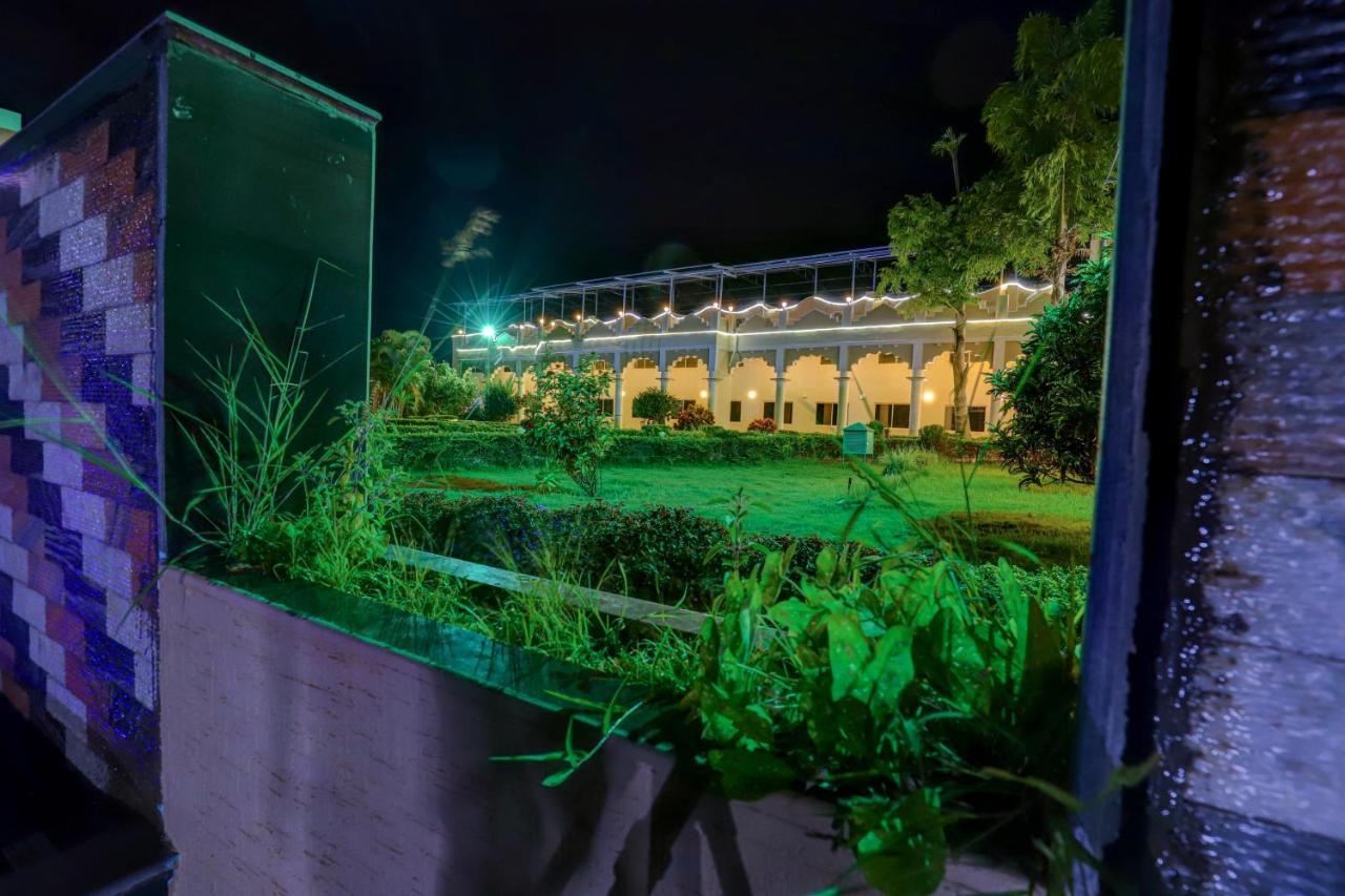 Brindavan Garden Resort & Spa Krishnarajasagara 外观 照片